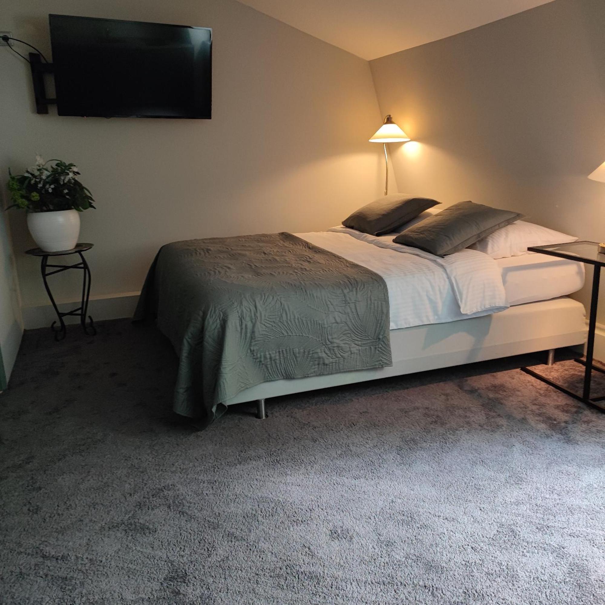 B&B Hotel Elselina Schiedam Buitenkant foto